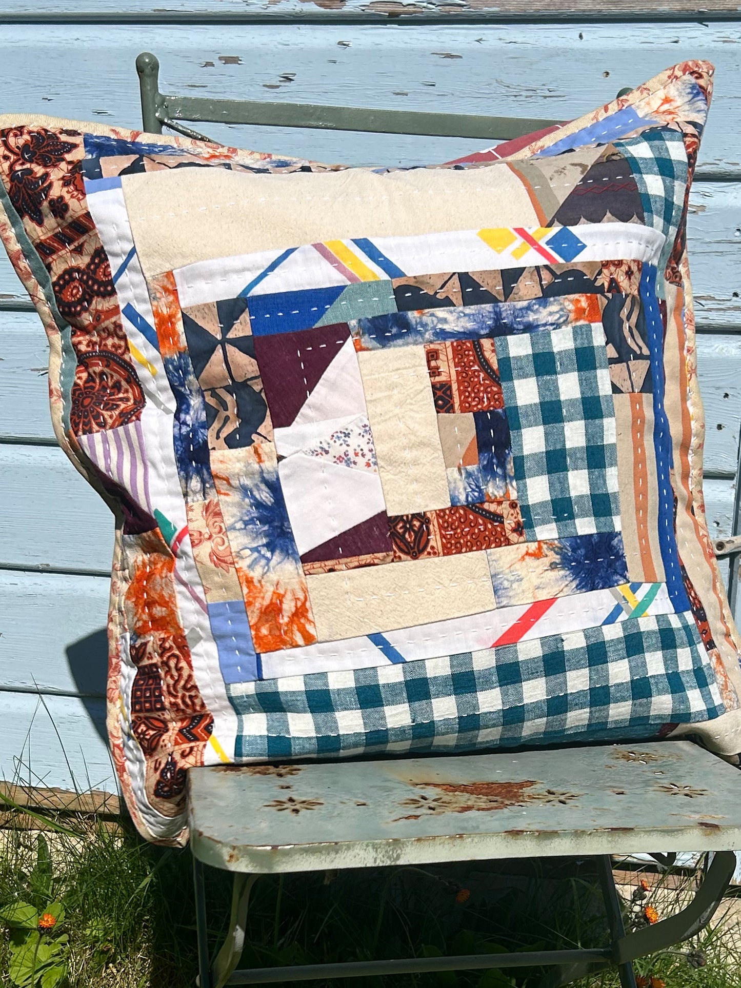 'Log Cabin' Variation Quilted Cushion Cover